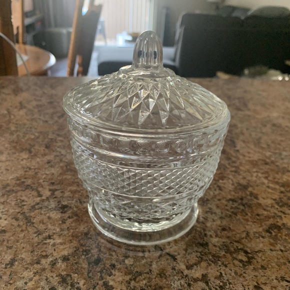 NWOT Vintage Anchor Hocking Stamped Glass Crystal Sugar Bowl With Lid - Picture 2 of 4